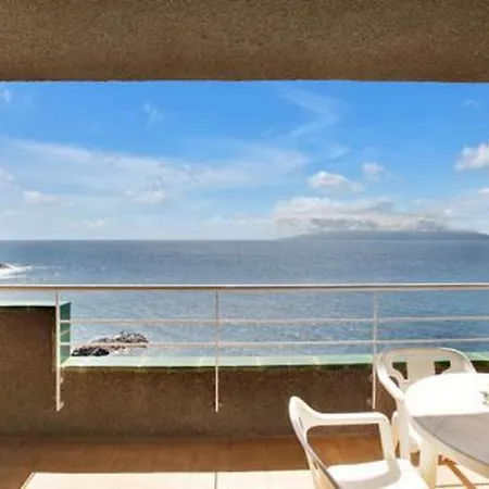 Costa Isora Frontline Con Piscina * Puerto de Santiago (Tenerife)